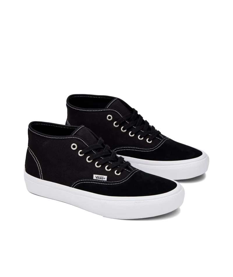 Skate Authentic Mid BLK/WHT (7,5)